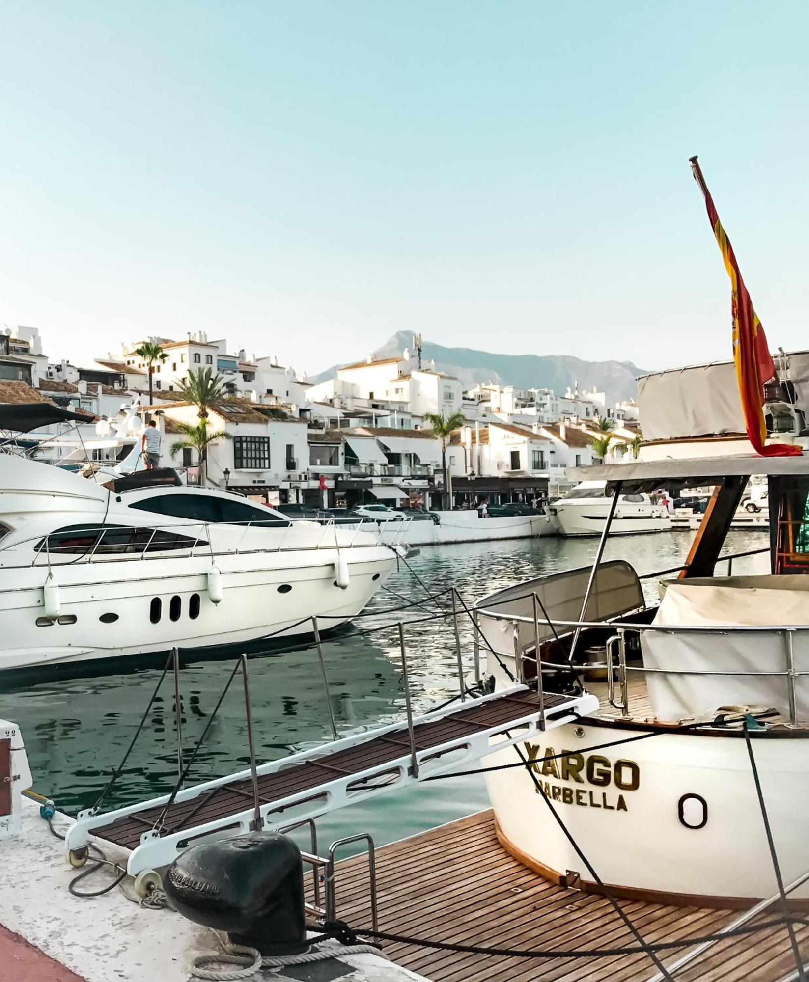 Apartamento Con Vistas En Puerto Banus Marbella Bagian luar foto